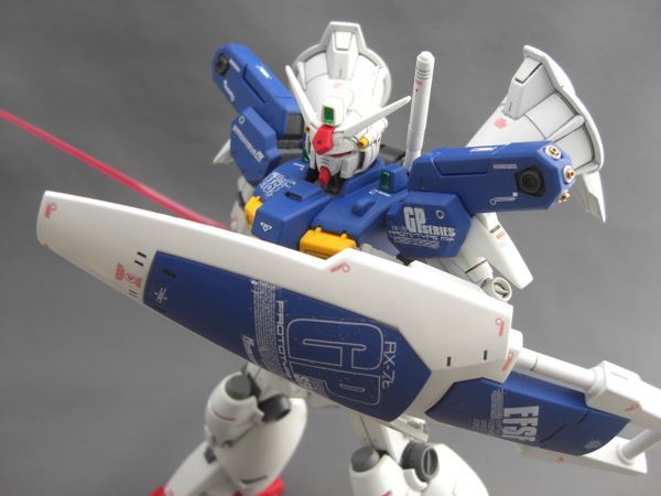 review Gundam GP01Fb Full Burnern - MG - 1/100
