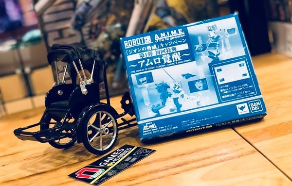 Robot Spirits diorama stand Amuro