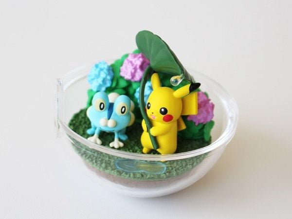 Shop Mô hình Pokemon Terrarium Four Seasons Pikachu & Froakie