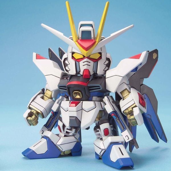 custom robot Strike Freedom Gundam SD BB