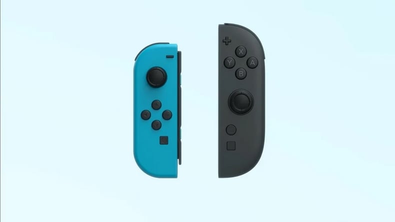 Hình so sánh Joy-Con giữa Switch 1 (trái) và Switch 2 (phải).