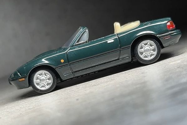 Tomica Premium 14 Mazda Eunos Roadster mô hình xe đồ chơi cao cấp cho người yêu thích sưu tập xe thể thao