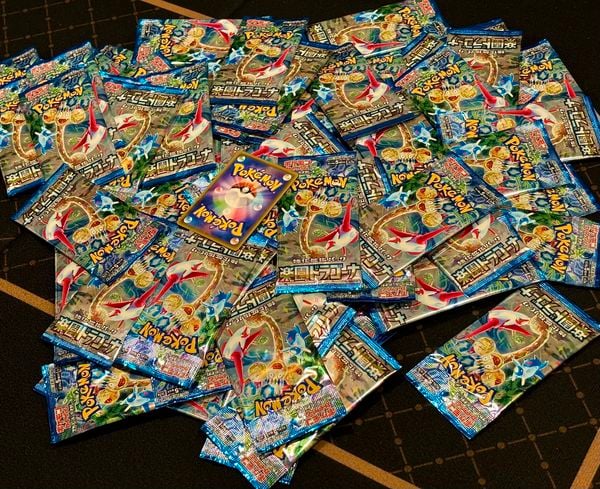 Thẻ bài Pokemon TCG SV7a Paradise Dragona Booster Pack tiếng Nhật với lá bài quý hiếm và thiết kế đẹp mắt, hấp dẫn người chơi