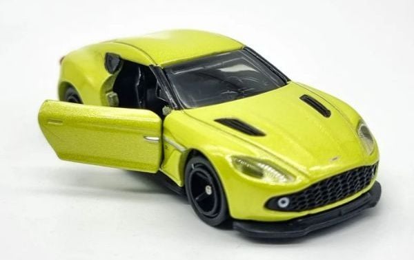 Tomica No. 108 Aston Martin Vanquish Zagato có sẵn tại nShop