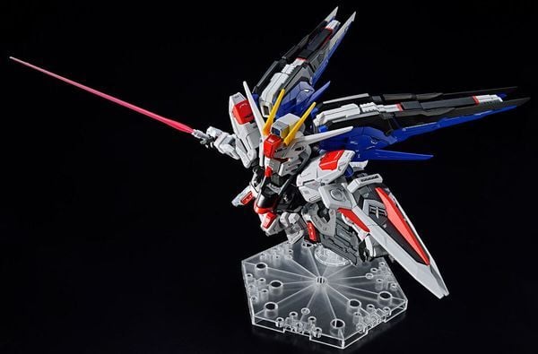 tùy biến robot ZGMF-X10A Freedom Gundam MGSD