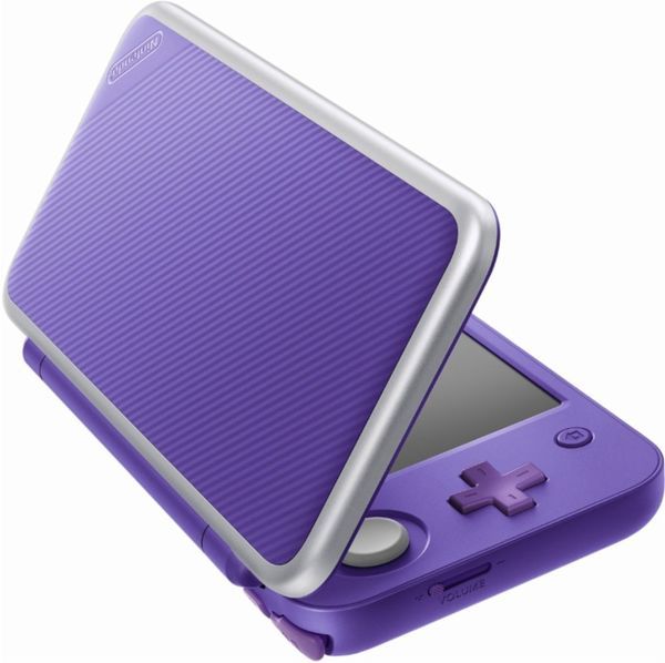 cửa hàng game bán New Nintendo 2DS XL Purple Silver Mario Kart 7 Bundle
