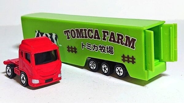 Đồ chơi mô hình xe Welcome Tomica Farm Truck Set xe tải chở sữa nông trại màu đỏ xanh lá đẹp mắt chất lượng tốt chính hãng nhật bản