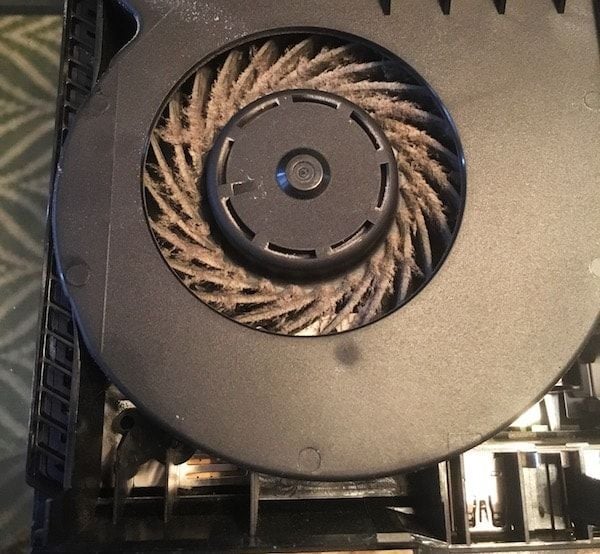 ps4 pro fan chime sometimes due to dirty machine