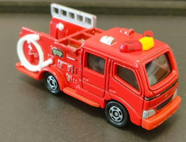 Đồ chơi mô hình xe Tomica No. 41 Morita Fire Engine Type CD I xe cứu hỏa chữa cháy màu đỏ đẹp mắt chất lượng tốt chính hãng nhật bản