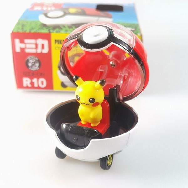 Shop Hồ Chí Minh Hà Nội bán xe đồ chơi mô hình Pokemon Dream Tomica R10 Pikachu & Monster Ball Car