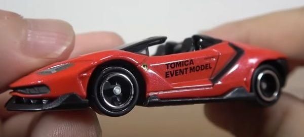 Xe mô hình Tomica Event 13 Lamborghini nShop giao hàng hỏa tốc