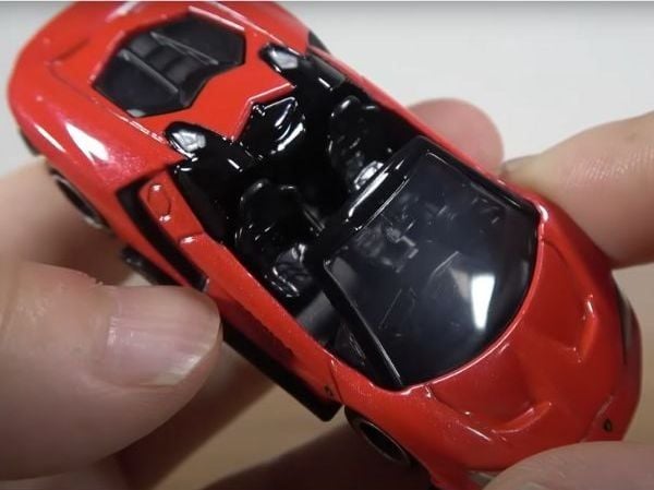Xe mô hình Tomica Event 13 Lamborghini nShop giao hàng toàn quốc
