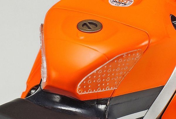 xe Repsol Honda RC213V '14 1/12 Tamiya 14130 Nhật Bản