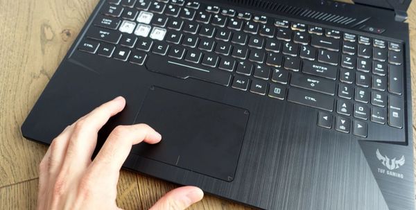 danh-gia-asus-tuf-gaming-fx505