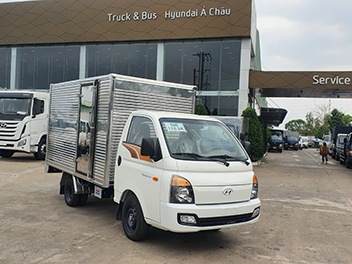 xe tải hyundai new porter H150 1.5 tấn thùng kín inox