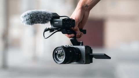 Đánh Giá chi tiết Sony FX30