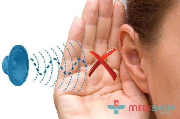 Dùng tai nghe với âm lượng lớn thường xuyên có thể bị suy giảm thính lực.