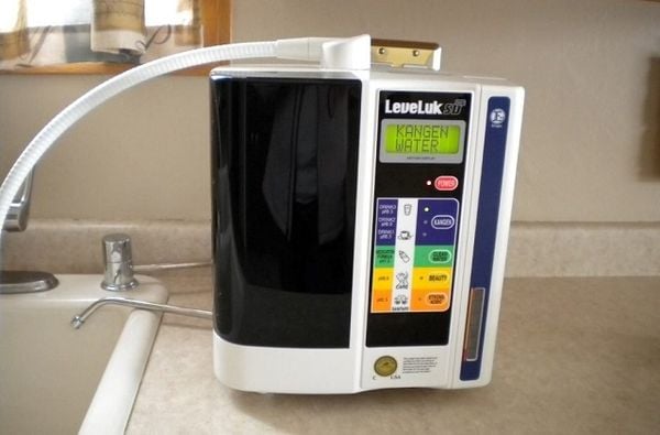 Màn hình LCD trên mỗi chiếc máy lọc nước Kangen Leveluk SD501
