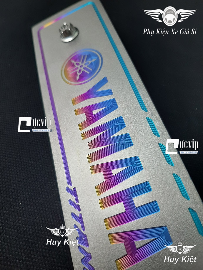 Bảng Tên Yamaha Titan Kèm 2 Ốc Salaya MS3696