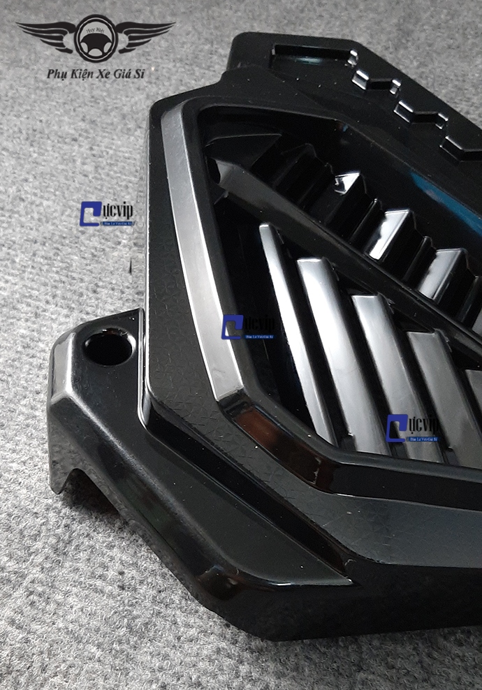 Ốp Quạt Gió AirBlade 2020 (2016 - 2020), Vario 2015 - 2020 Đen Bóng MS2826