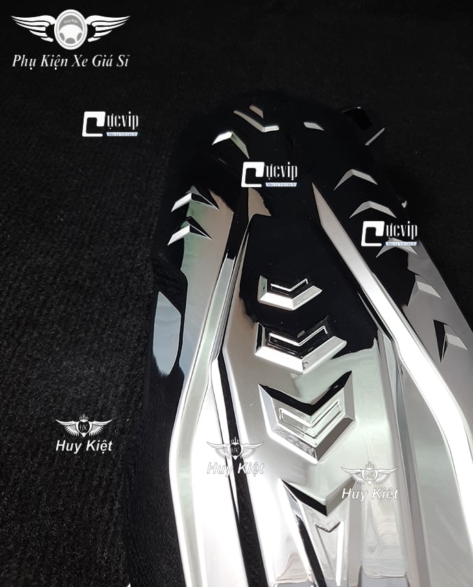 Ốp Lốc Máy Lớn AirBlade 2016 - 2019 Xi Mạ Inox, Crom MS1856