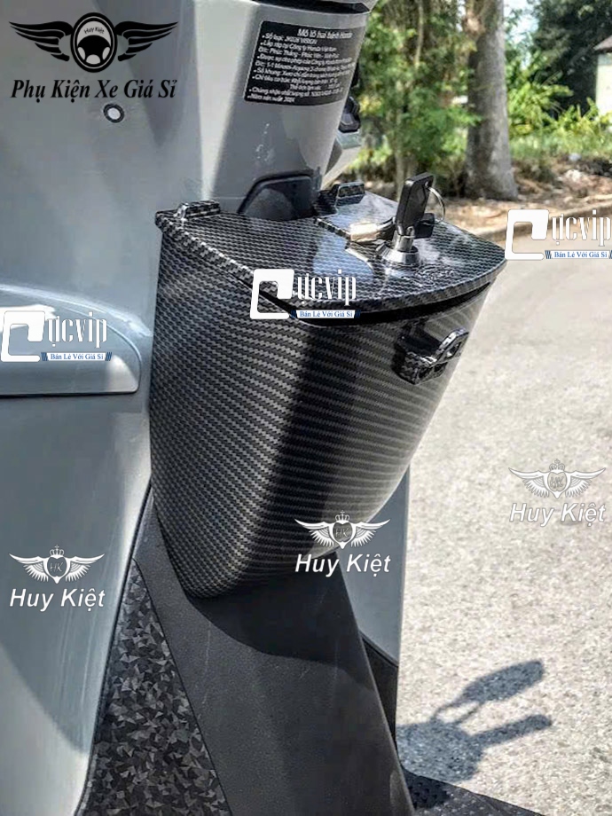 Hộp Giữa Đựng Đồ Mini Carbon [Có Khóa] Gắn Vision 2021 - 2025 MS6669