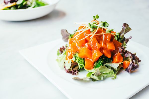 Salad cá hồi - Goocfood