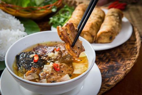 5 món ăn Việt khiến người nổi tiếng thế giới mê mẩn