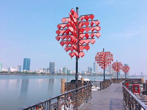 Đà Nẵng - nơi 'hẹn hò' với những cây cầu nổi tiếng đôi bờ sông Hàn
