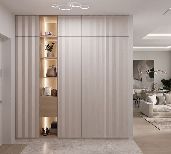 uu-nhuoc-diem-tu-quan-ao