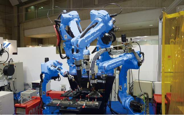 Bảng xếp hạng Top 10 Công ty chế tạo Robot Công Nghiệp của Thế giới