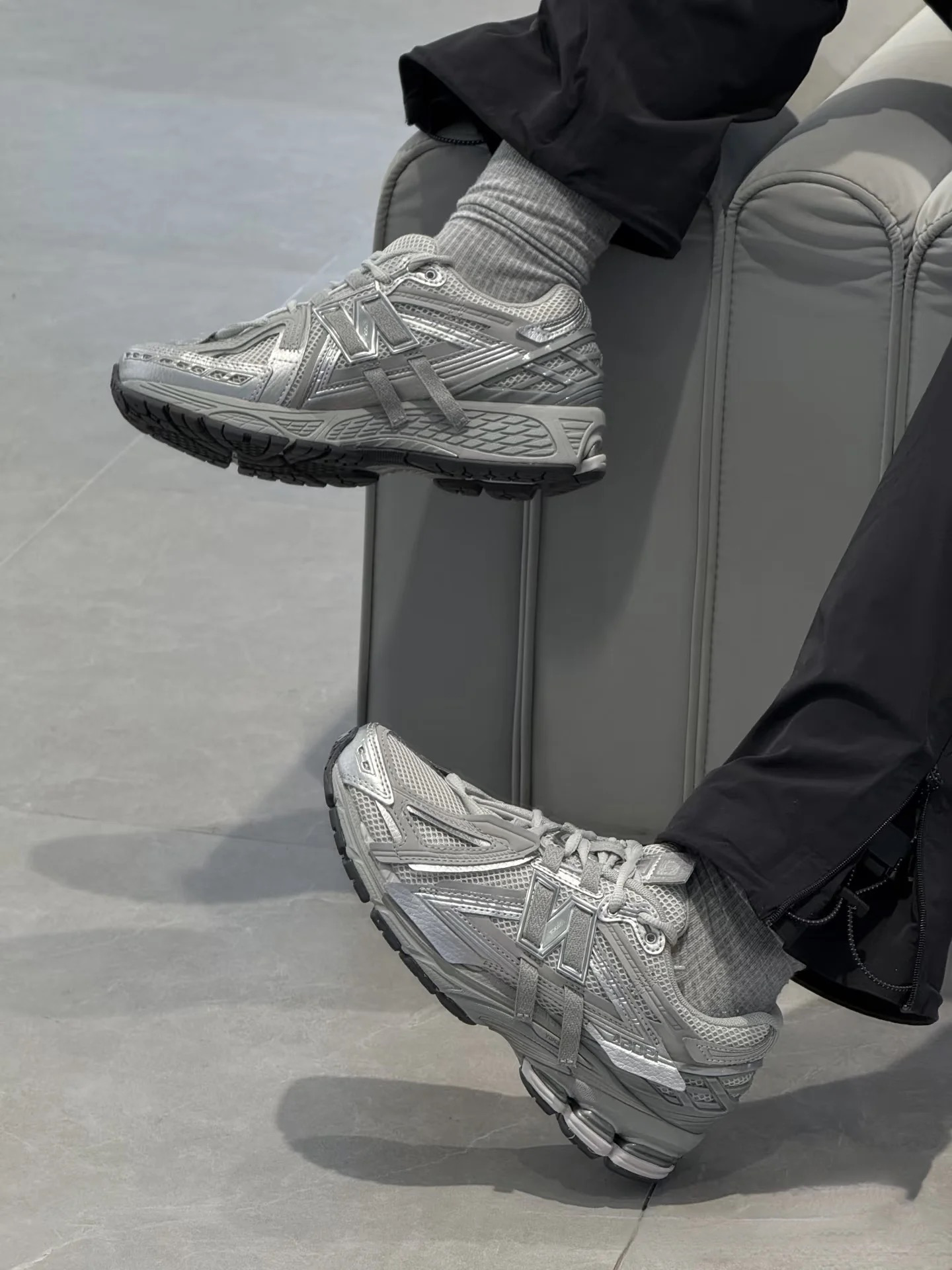 New Balance 1906AG Concrete Silver Metallic - M1906AG - Hàng Chính Hãng