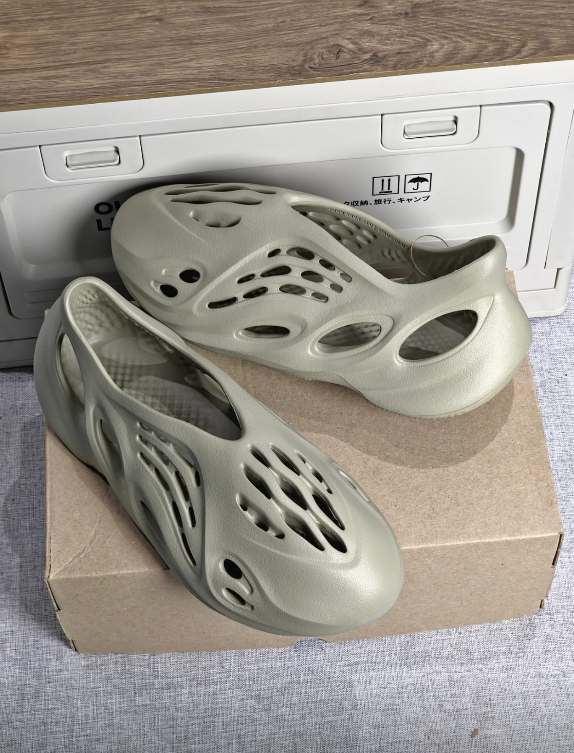 adidas Yeezy Foam Runner Stone Salt - GV6840 - Hàng Chính Hãng