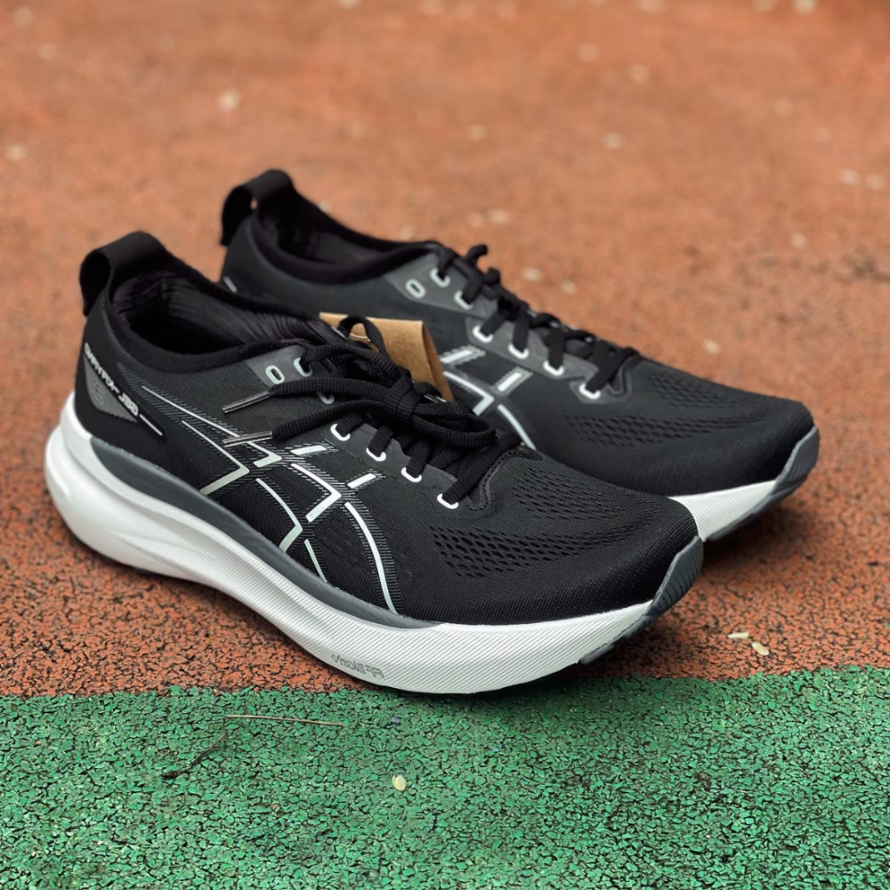 Asics Gel-Kayano 31 Black White - 1011B867-002