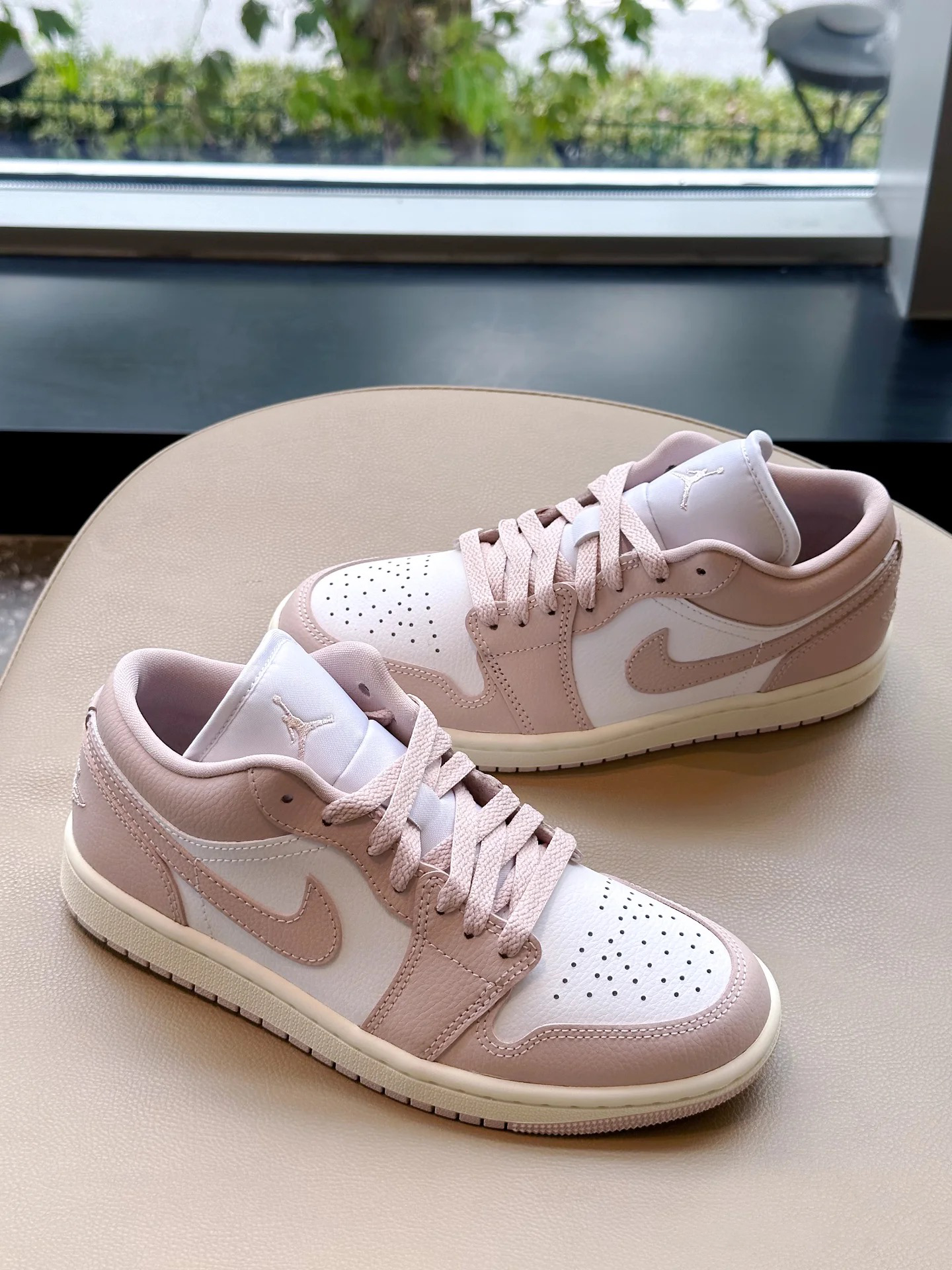 Nike Air Jordan 1 Low WMNS 'Pink Oxford' DC0774-162 - Hàng Chính Hãng