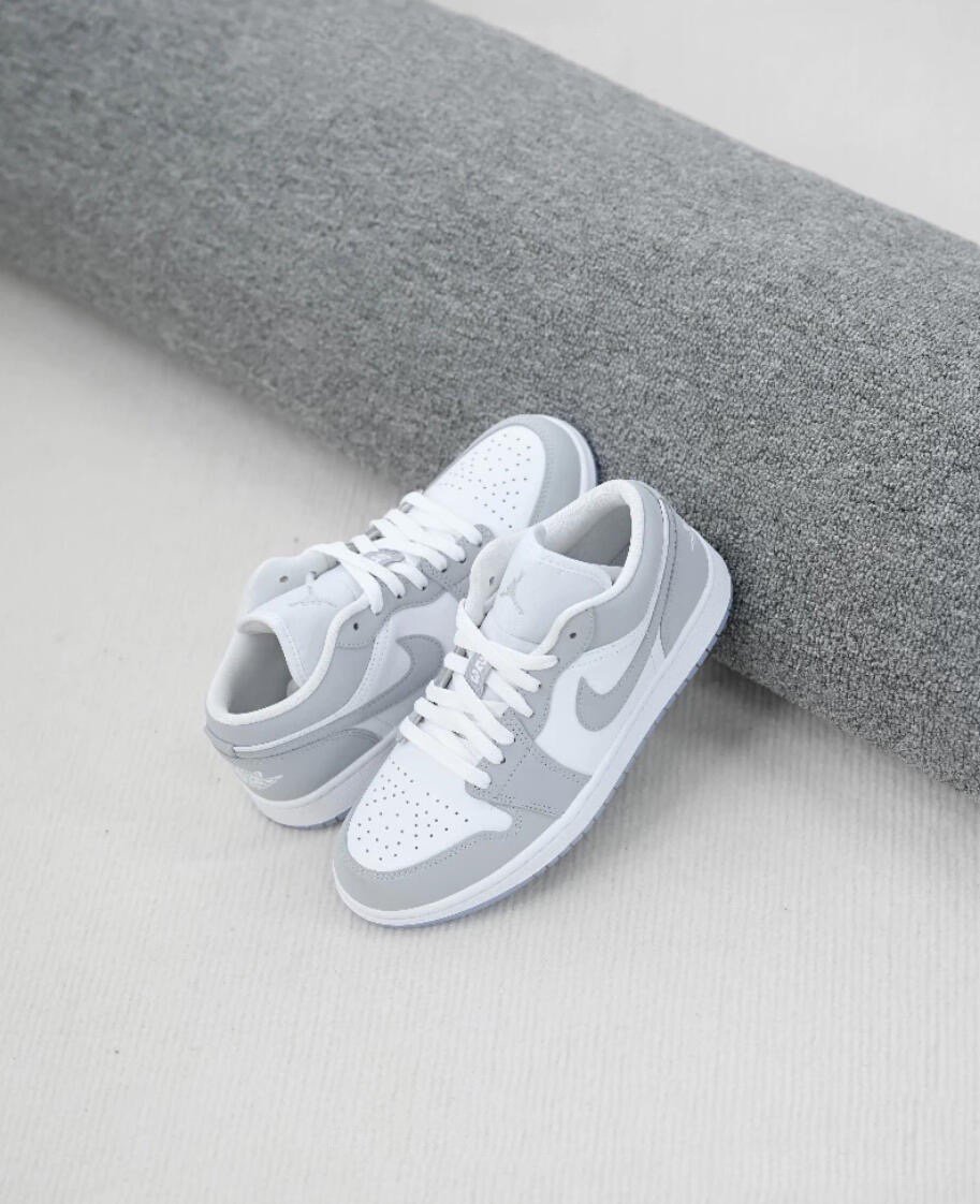 Nike Air Jordan 1 Low 