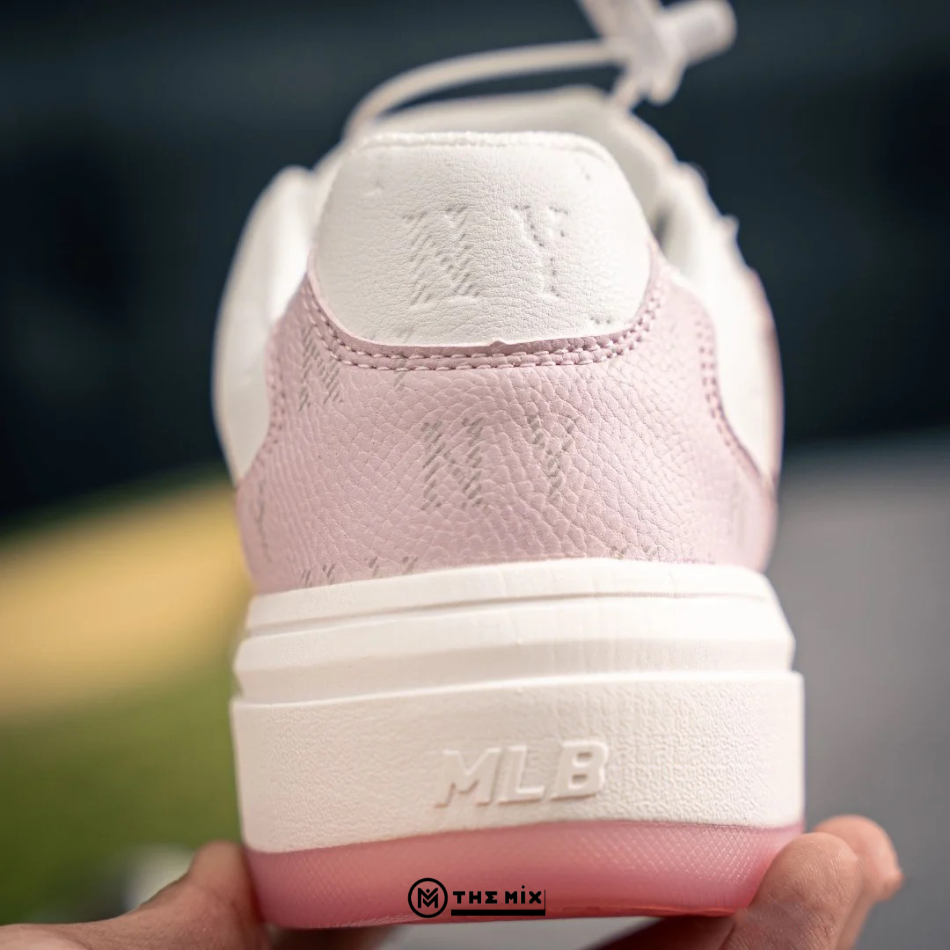 The Mix - MLB Chunky Liner Monogram Hồng Embo Valentine - 3ASXM075N-50PKS
