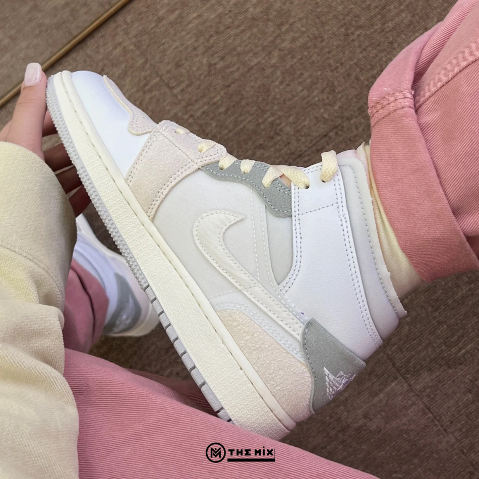 Nike Air Jordan 1 Mid Inside Out - Mã DQ3726-100 - Chính Hãng