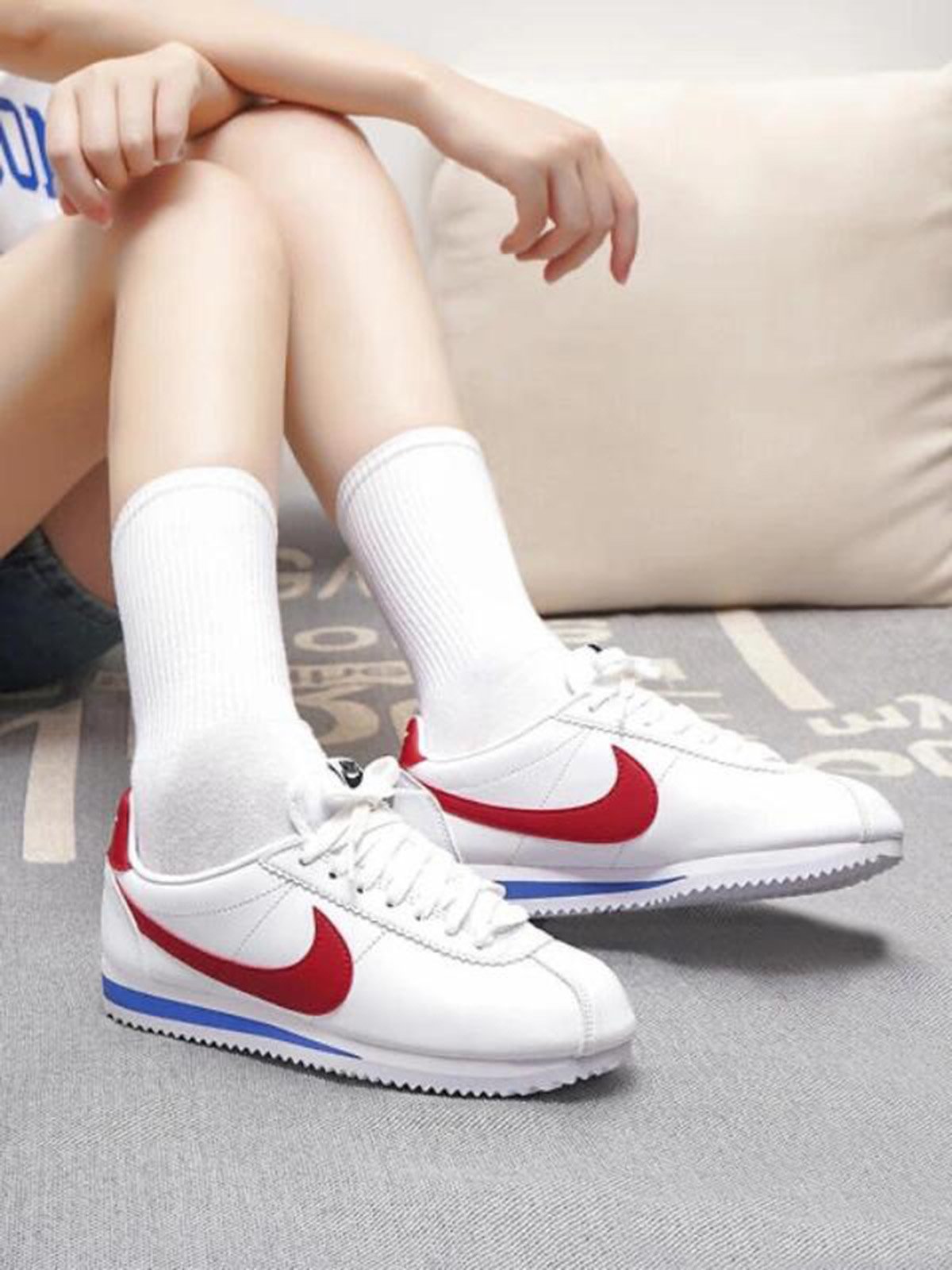 Nike Classic Cortez Leather 'White Red'- Mã 807471-103