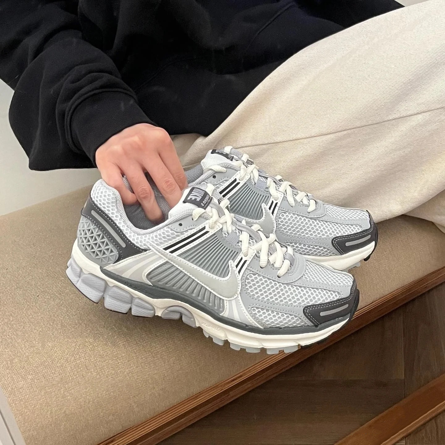 Nike Zoom Vomero 5 Wmns Pure Platinum - FD9919-001 - Chính Hãng