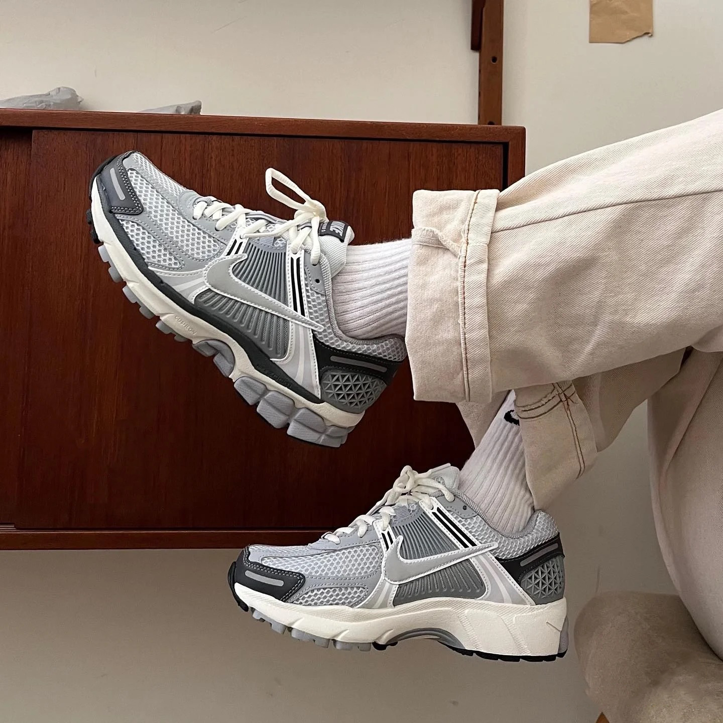 Nike Zoom Vomero 5 Wmns Pure Platinum - FD9919-001 - Chính Hãng