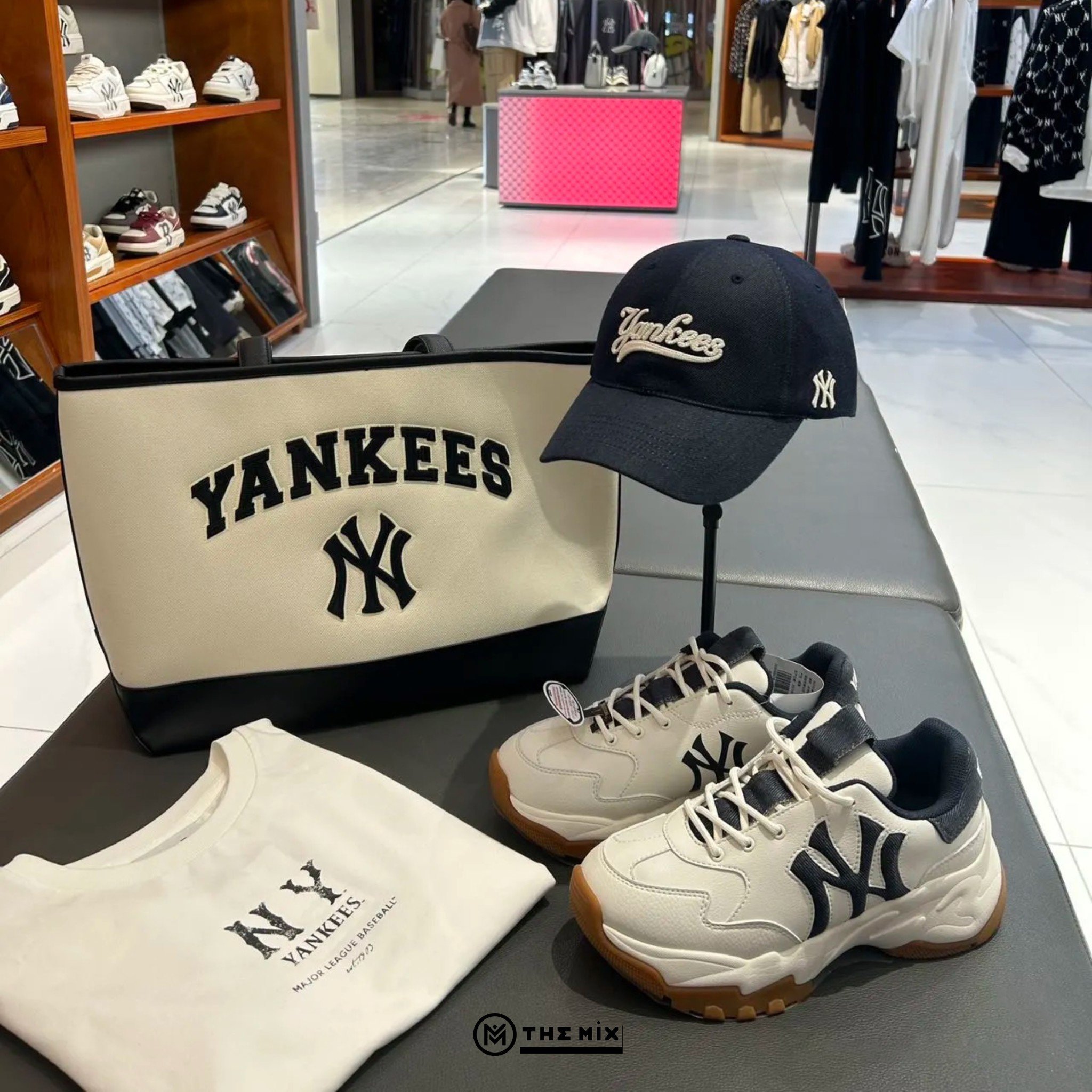 MLB Big Ball Chunky Denim Window NY Yankees - 3ASHD045N-50NYS
