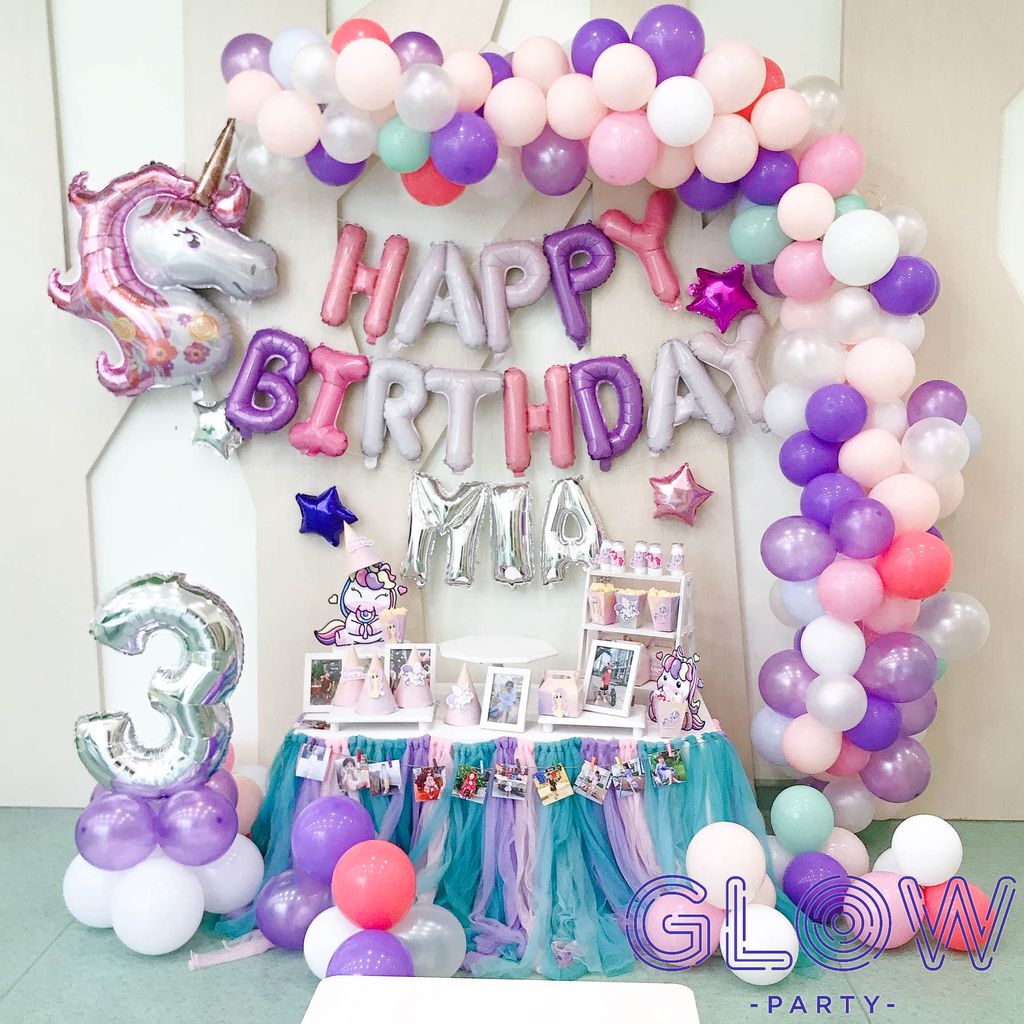 Trang trí bong bóng sinh nhật tại nhà bé gái chủ đề Unicorn