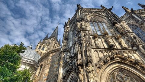 Nhà thờ lớn Aachen, nước Đức