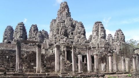 Đền Bayon (Siem Reap), gương mặt cười bí ẩn