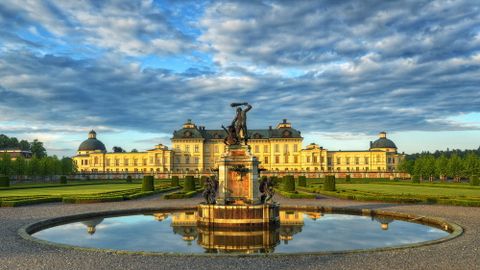 Cung điện Drottningholm, Thụy Điển