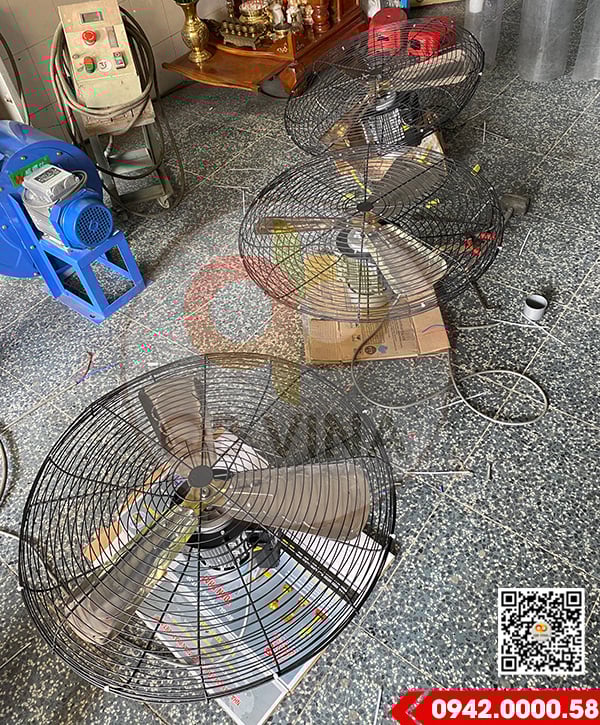 quạt treo công nghiệp công suất lớn