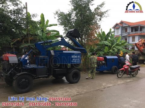 Máy trộn bê tông tự cấp liệu và máy bơm bê tông tĩnh Hồng Hà đến với khách hàng tại Ninh Bình