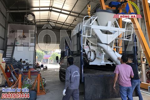 Hồng Hà bàn giao bồn trộn bê tông 3m3 vào Thanh Hóa.