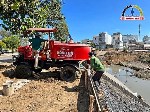 Xe trộn bê tông Hồng Hà sản phẩm chất lượng cao cho công trình Việt